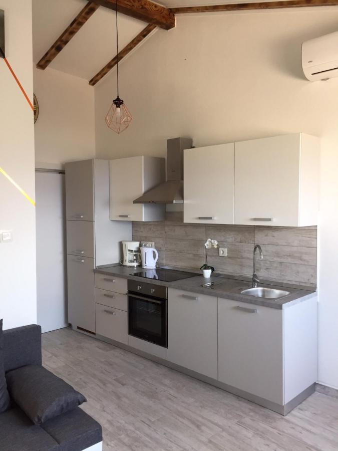 Apartments Novum Нови-Винодолски Экстерьер фото